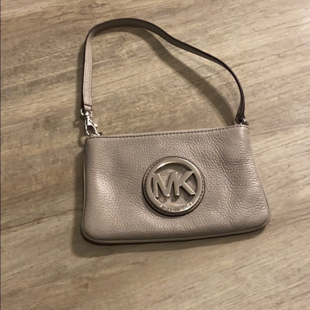 michael kors hand bag